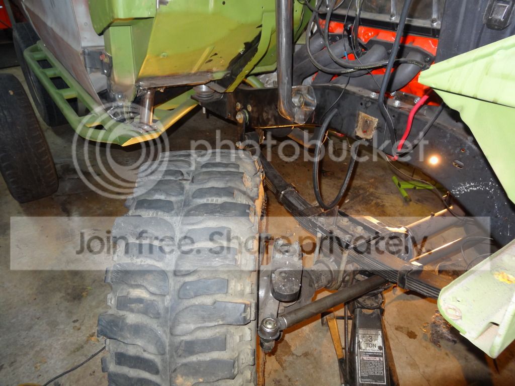 AAA833090.jpg