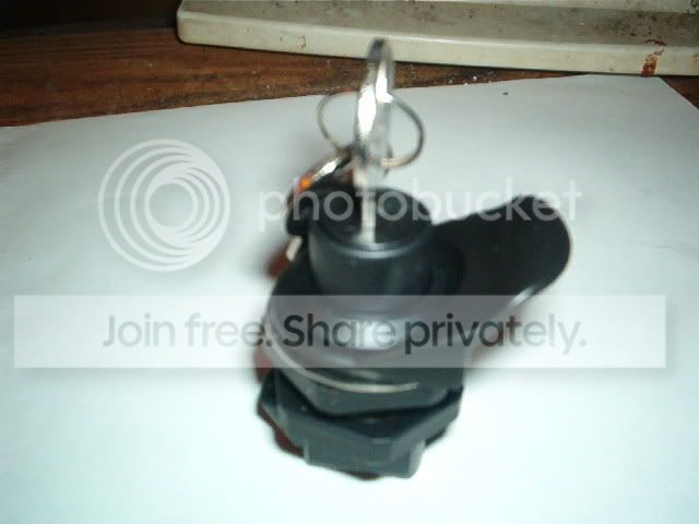latches003.jpg