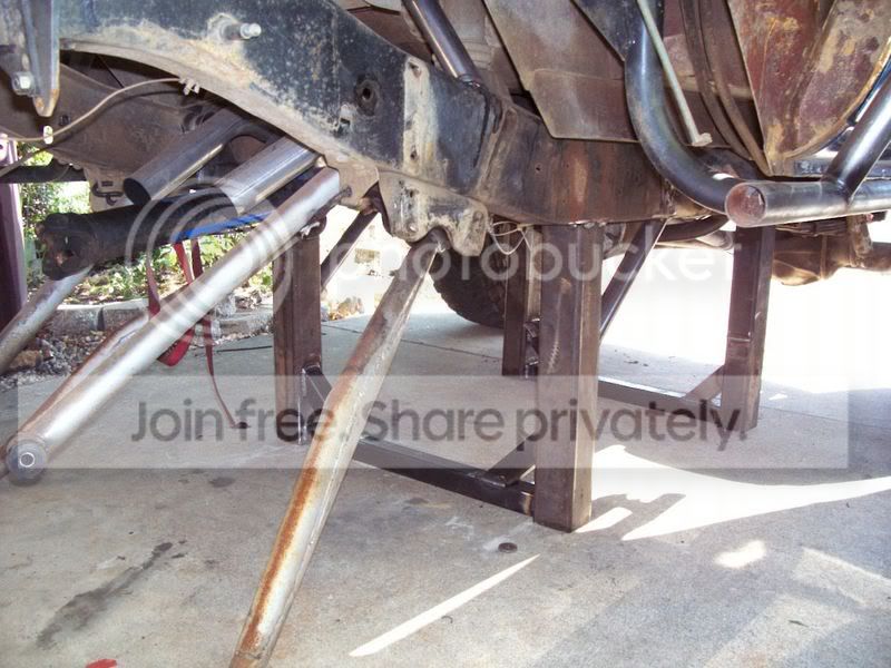 framestands.jpg