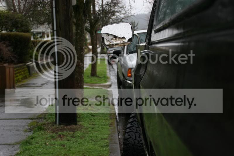BustedTruck004.jpg