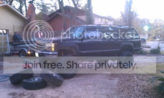 suburbanwithnew20tiresandwheels.jpg