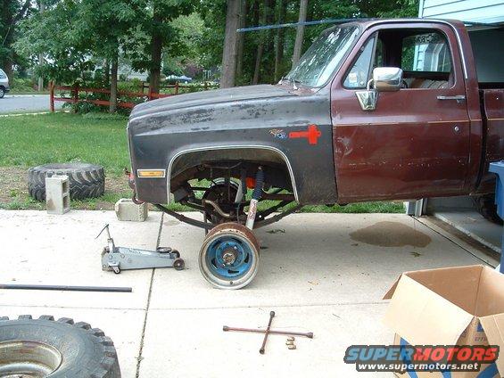 truck_at_new_house_61403_u.jpg
