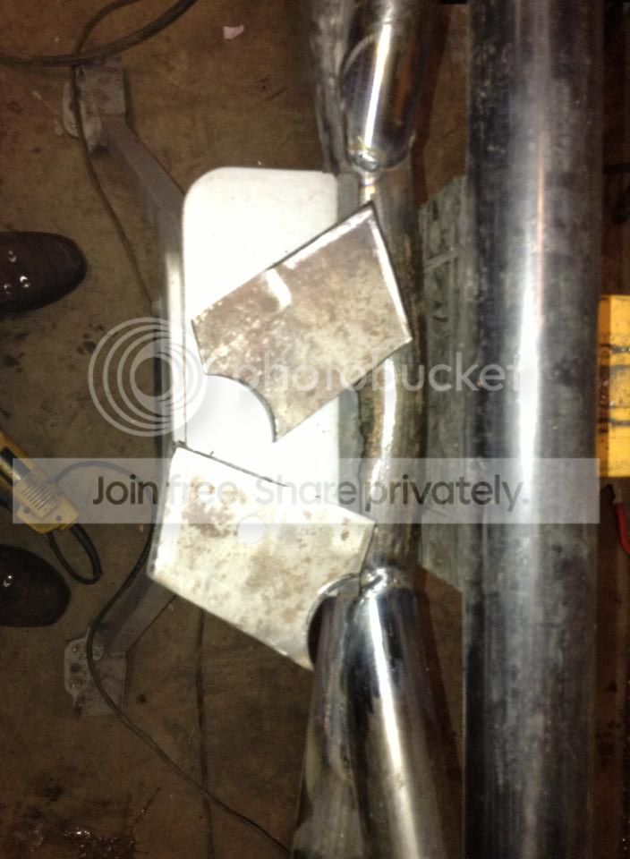 bumperbracket4_zpsd825f29c.jpg