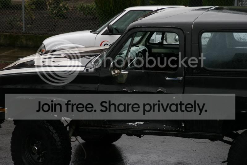 BustedTruck002.jpg