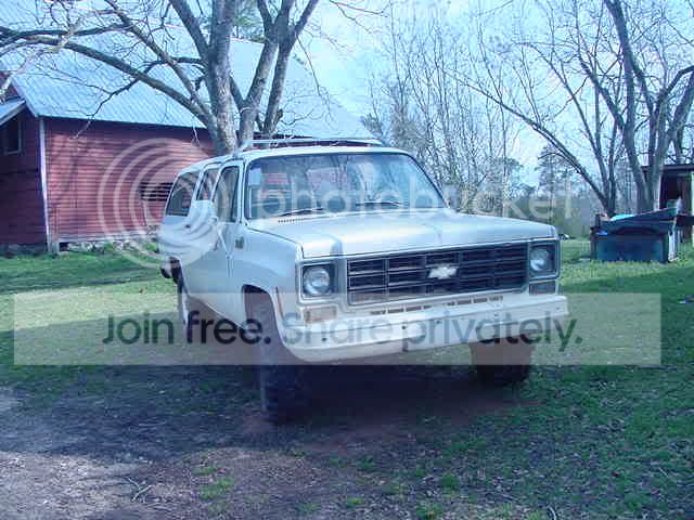 truckwithlightbar.jpg
