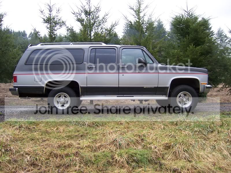 Suburban007.jpg