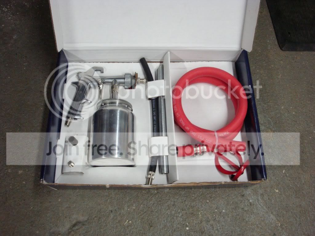 DSC03239LinerSprayGun.jpg