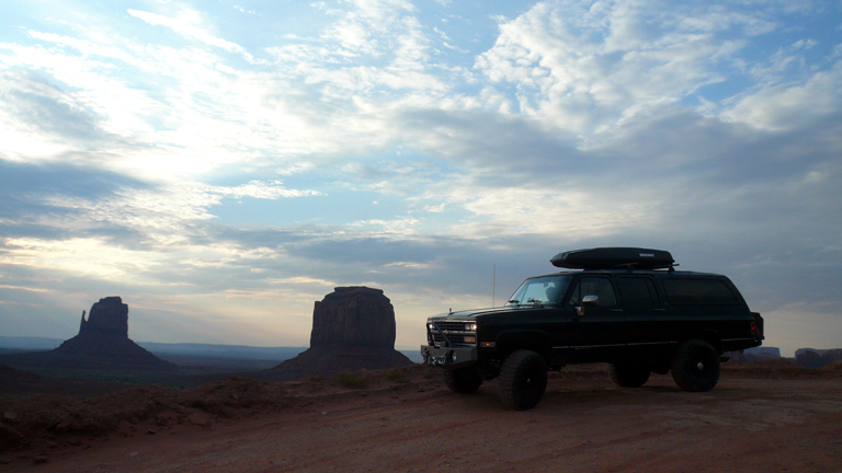 suburban_monument_valley_02.jpg