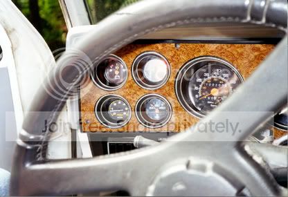 dashboardtach.jpg