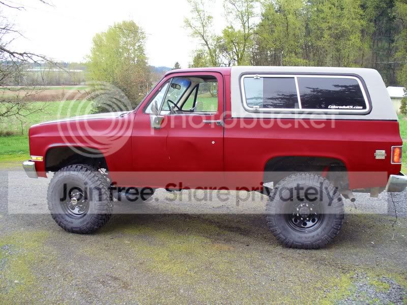 truckredwhitetopcopy.jpg