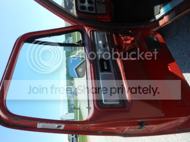 GMCDriverDoorInterior.jpg