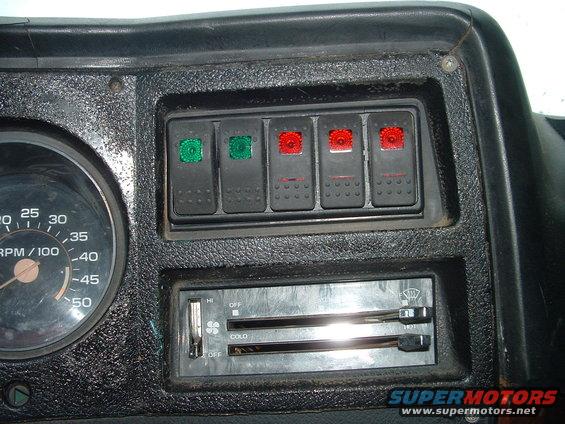 rightswitches.jpg