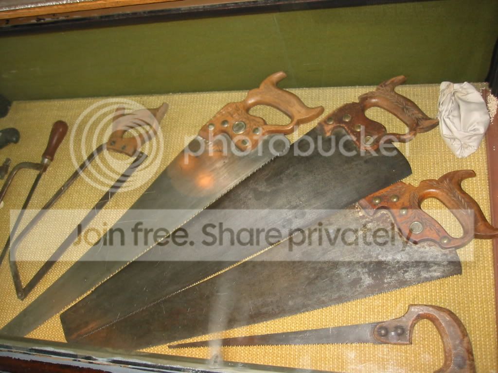 110-1033_IMG.jpg
