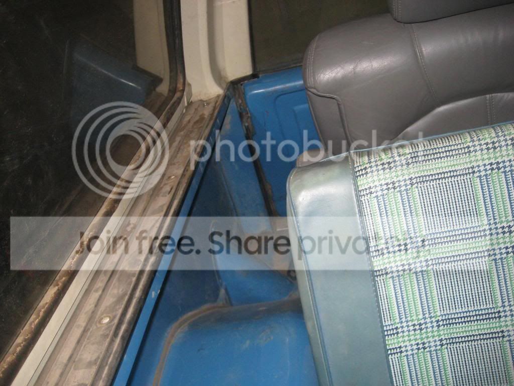 TruckBedLeft.jpg