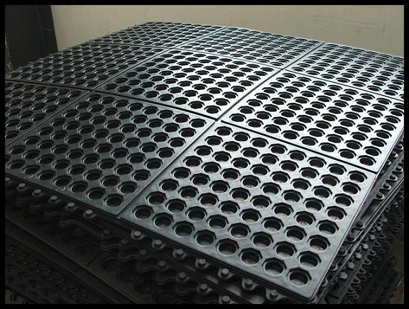 Rubber-Floor-Mats.jpg