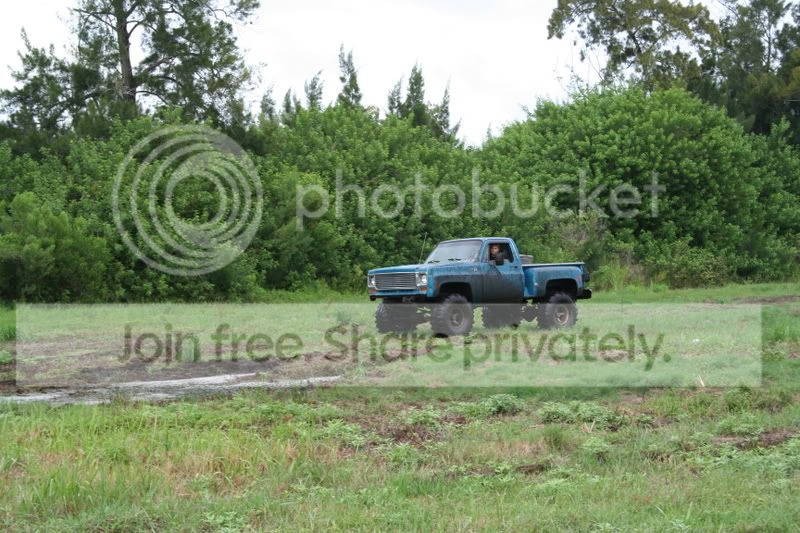 mudtruck023.jpg
