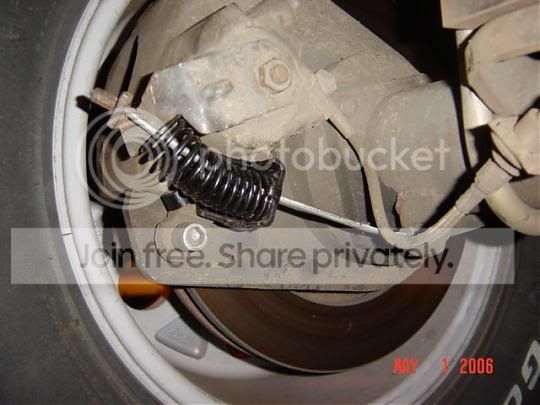 Caddyreardiscbrakecailpers002.jpg