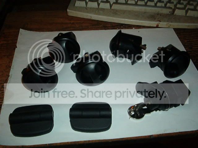 latches002.jpg