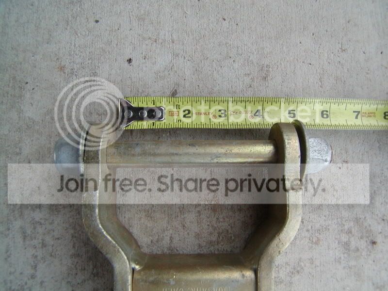 Shackle4.jpg