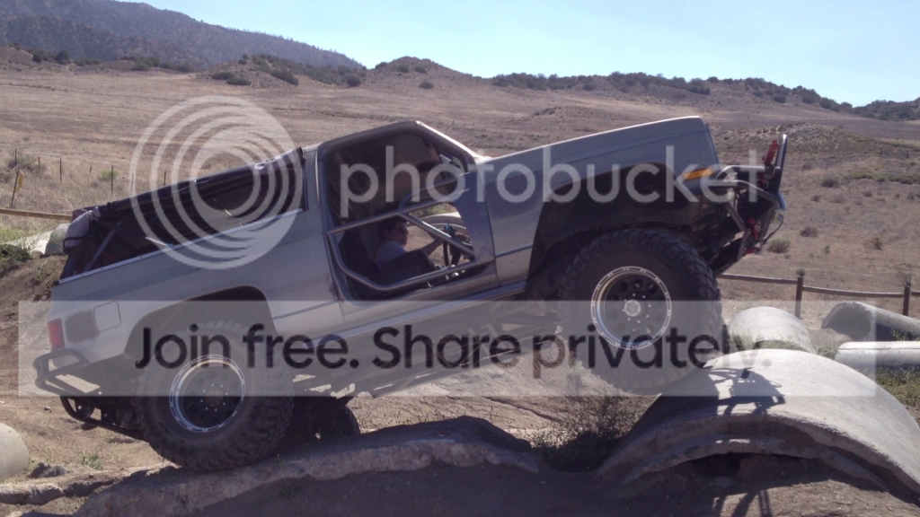 vlcsnap-2013-08-07-22h59m12s231_zps0fee46e1.png