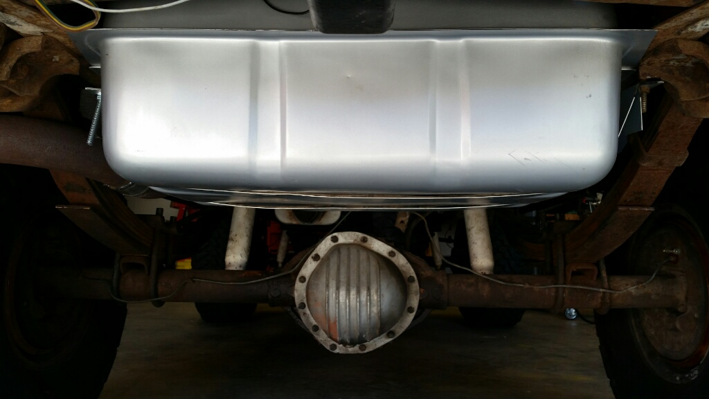Tank_install4.jpg
