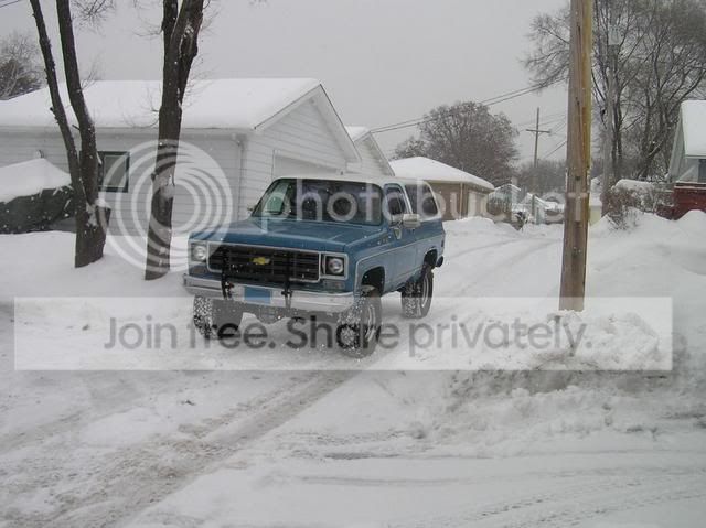SNOW1blured.jpg