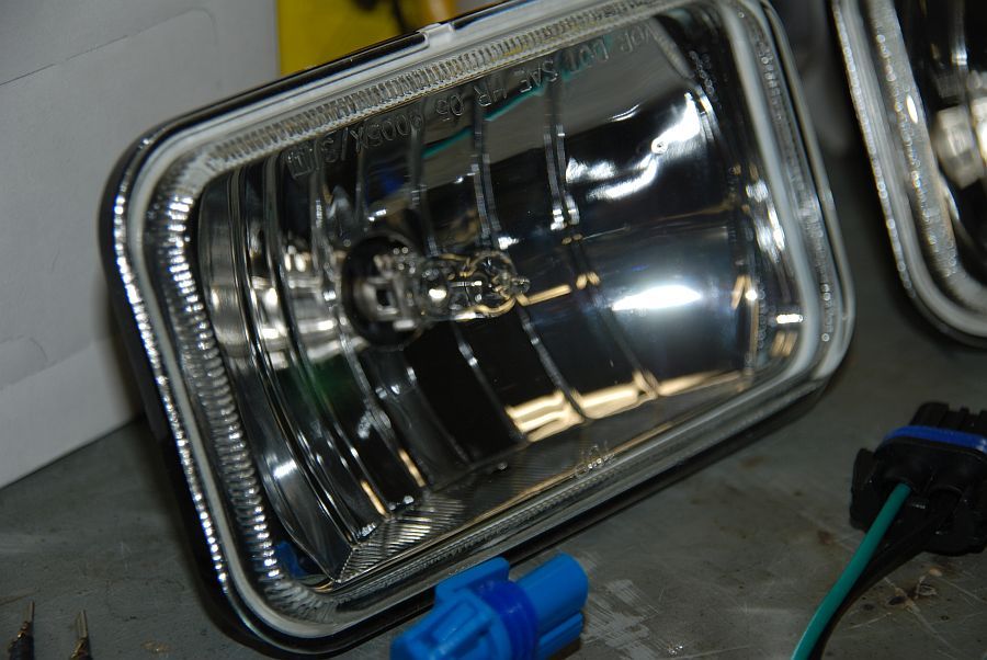 hlu-0003.jpg