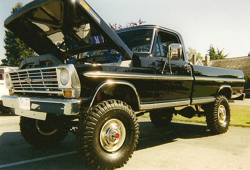 2981465833_2927a09fd0.jpg