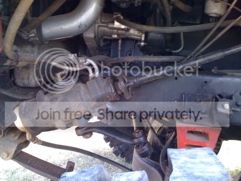 WhiteTruck009.jpg